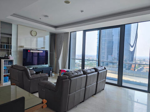 Dijual Apartemen Ciputra World The Voila