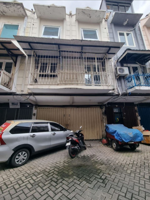 Dijual / Disewa Ruko 21 Klampis Arif Rahman Hakim