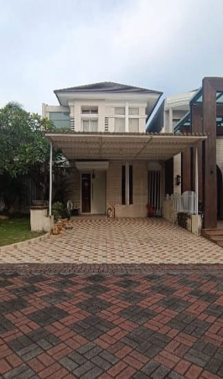 Dijual Rumah Pakuwon Indah Cluster Granada