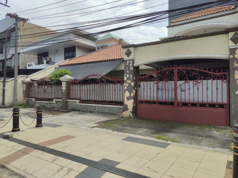 Dijual Bangunan Komersial Jalan Raya Perak