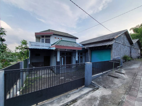 Dijual Gudang Jalan Tanjungan Sumput Driyorejo