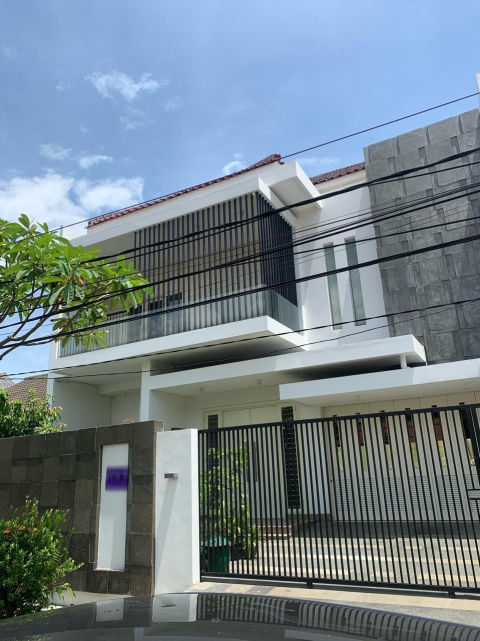 Dijual Rumah Jalan Jemursari