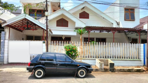 Dijual Rumah Dharmahusada Indah Barat