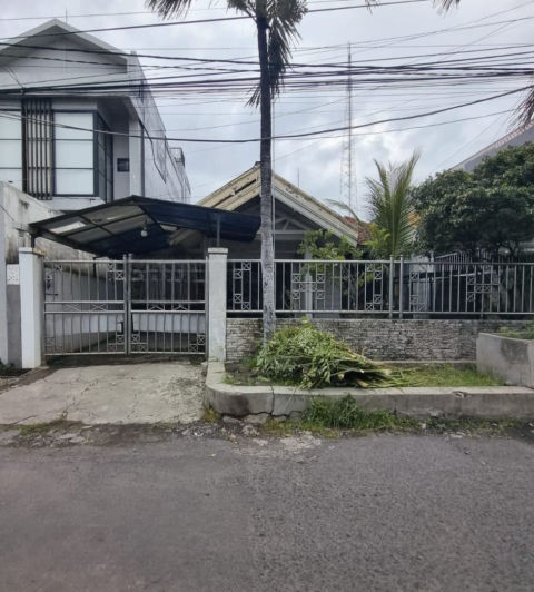 Disewa Rumah Raya Darmo Permai Selatan