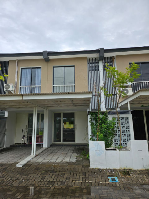 Dijual Rumah Royal Residence Cluster Oakwood