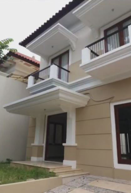 Disewa Rumah Graha Family Blok N