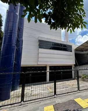Dijual / Disewa Bangunan Komersial Jalan Mayjend Sungkono
