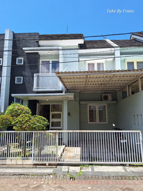 Dijual / Disewa Rumah Gayungsari