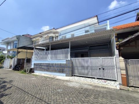 Disewa Rumah Manyar Indah