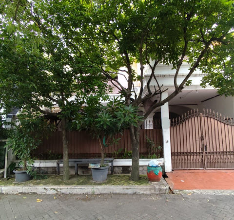 Dijual Rumah Simpang Darmo Permai