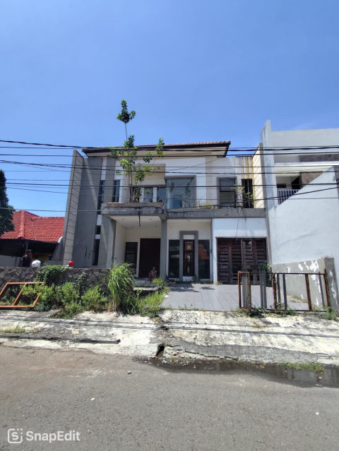 Dijual Rumah Nginden Intan