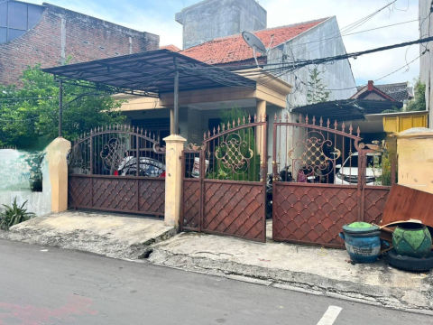 Dijual Rumah Petemon