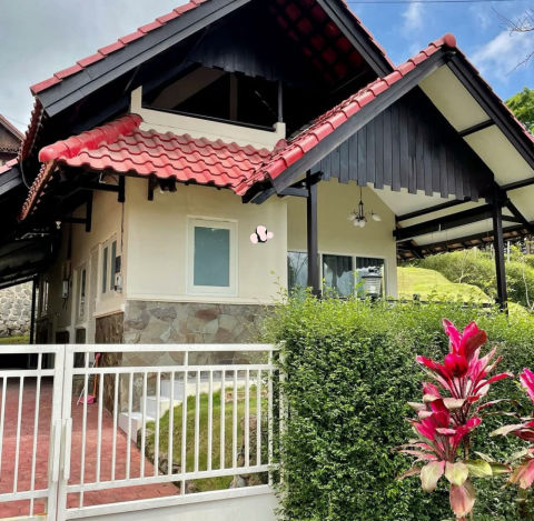 Dijual Villa Grand Trawas Mojokerto