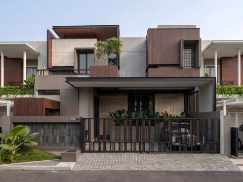 Dijual Rumah Pakuwon City Baru Gress