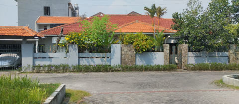 Dijual Rumah Taman Klampis Aji Tengah