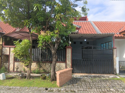 Dijual Rumah Puri Surya Jaya Cluster Nagoya Sidoarjo