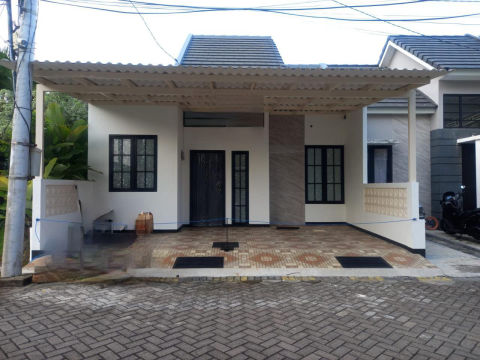 Dijual Rumah Alana Gunung Anyar