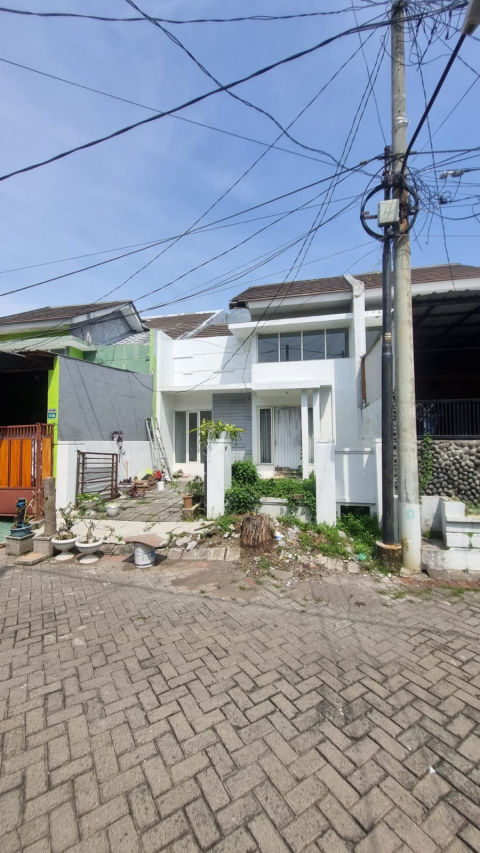 Dijual Rumah Hitung Tanah Green Semanggi Mangrove Cluster Osbornia