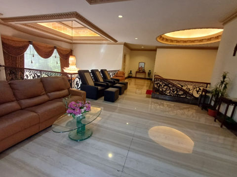 Disewa Rumah Jalan Klampis