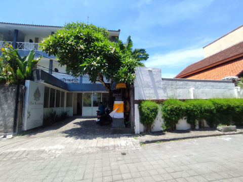 Dijual Hotel Jalan Petitenget Kuta Utara Badung Bali