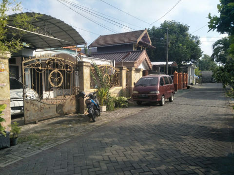 Dijual Rumah Jalan Kartini Gresik