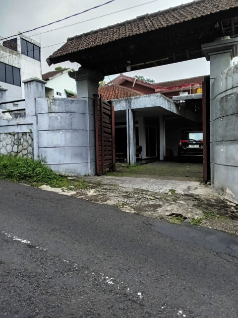 Dijual Rumah Villa Tretes Jalan Ledug