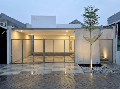 Dijual Rumah Darmo Harapan