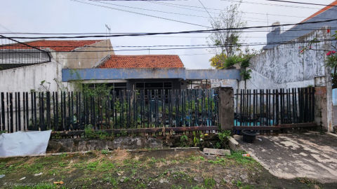 Dijual Bangunan Hitung Tanah Jalan Kendangsari