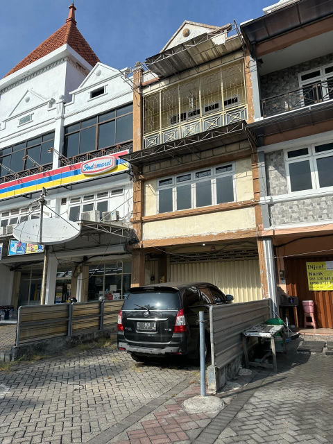 Dijual Ruko Komersial Nirwana Eksekutif