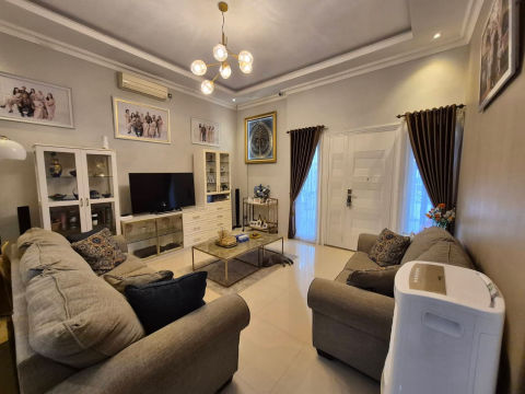 Dijual Rumah Wisma Medokan YKP