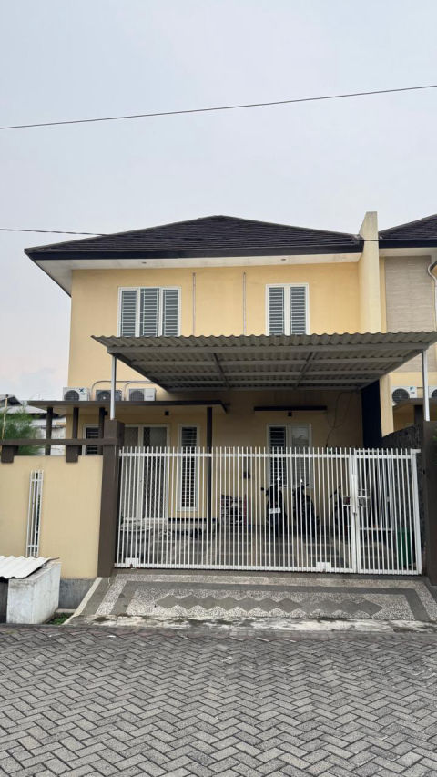 Dijual Rumah Jalan Klampis