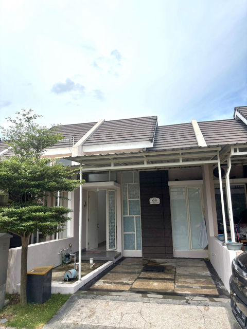 Dijual / Disewa Rumah Puri Safira Menganti Gresik