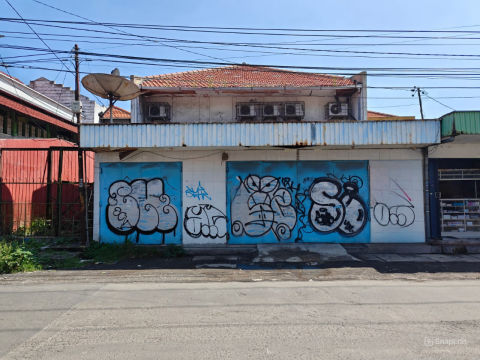 Dijual Rumah Usaha Dukuh Kupang Barat