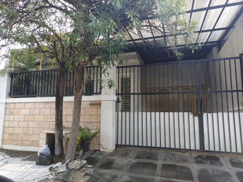 Dijual Rumah Sutorejo Prima