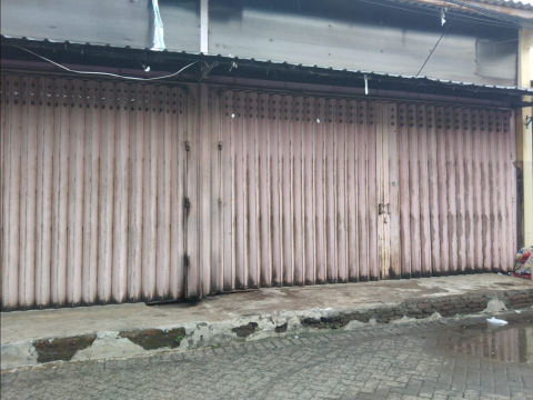 Dijual Rumah Simpang Darmo Permai Selatan