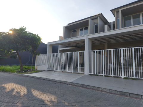 Dijual / Disewa Rumah Puri Galaxy Cluster Jasmine Court