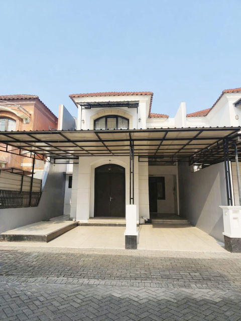 Dijual / Disewa Rumah Wisata Bukit Mas Cluster Royal Palais