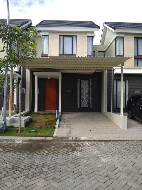 Dijual / Disewa Rumah Citraland Utara Cluster Northwest Lake
