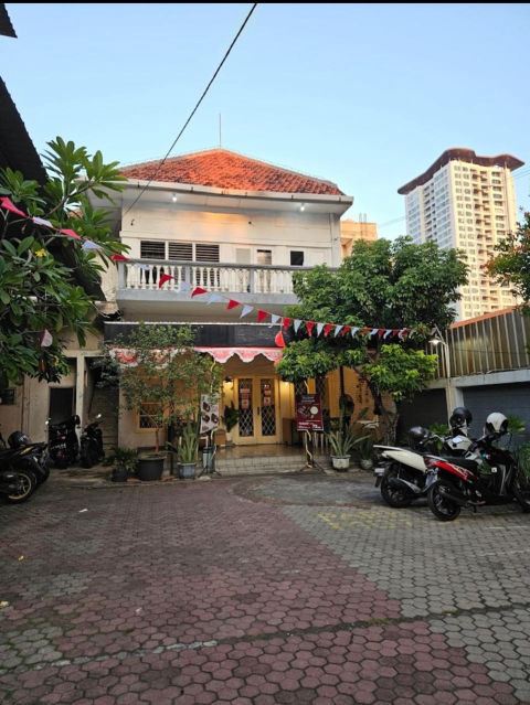 Dijual / Disewa Komersial Jalan Irian Barat