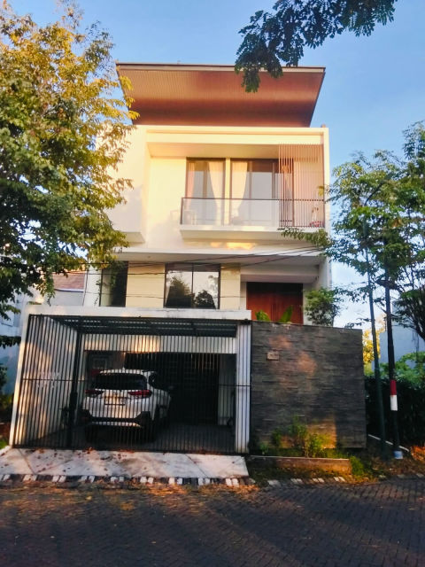 Dijual Rumah Pantai Mentari