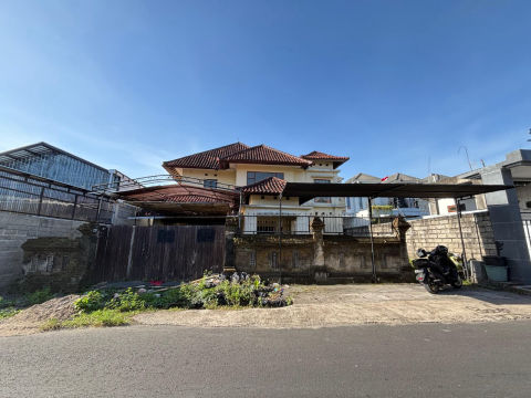 Dijual Rumah Jalan Pidada Denpasar Utara Bali