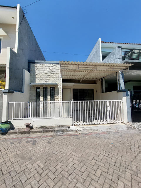 Disewa Rumah Pakuwon City