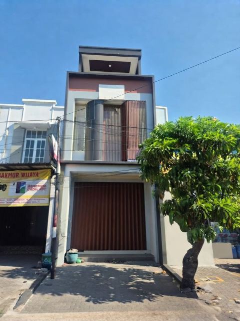 Dijual Ruko Komersial Raya Manukan Tengah