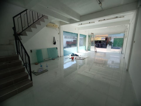 Dijual / Disewa Ruko Komersial Tropodo
