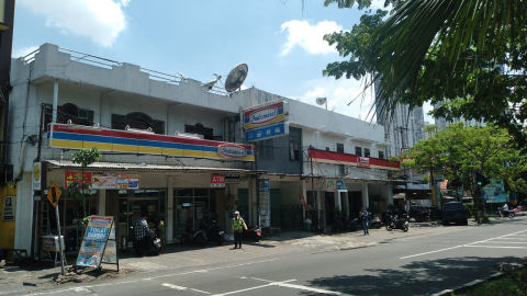 Dijual Komersial Bangunan Jalan Raya Merr