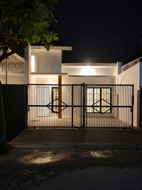 Dijual Rumah Taman Wisata Regency
