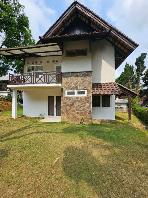 Dijual Rumah Villa Grand Trawas