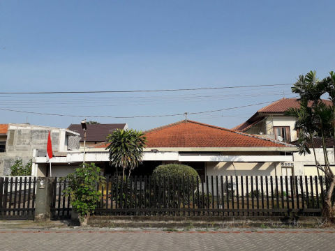 Dijual Rumah Gayung Kebonsari