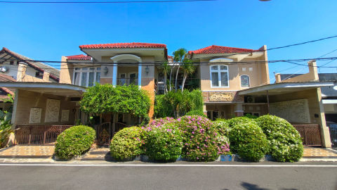 Dijual / Disewa Rumah Raya Taman Indah, Sidoarjo