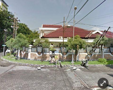 Dijual Rumah Gayung Kebonsari